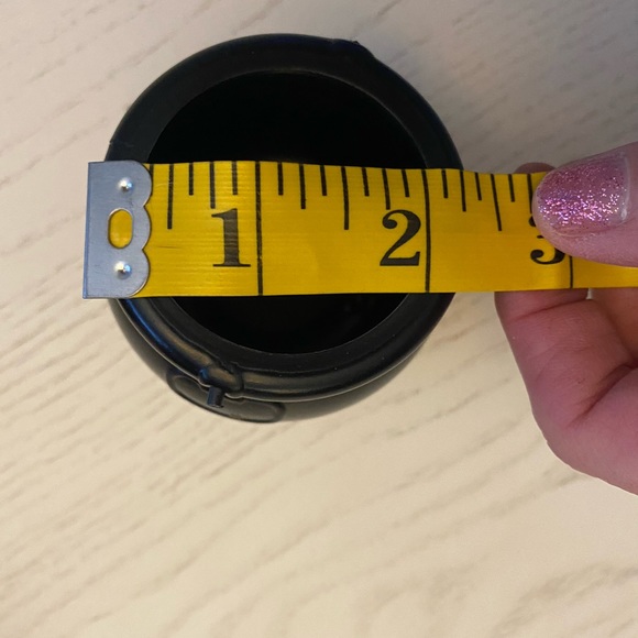 Small plastic hideout - Picture 2 of 8